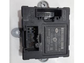 bontott JAGUAR XF Jobb első Ajtó Vezérlőegység