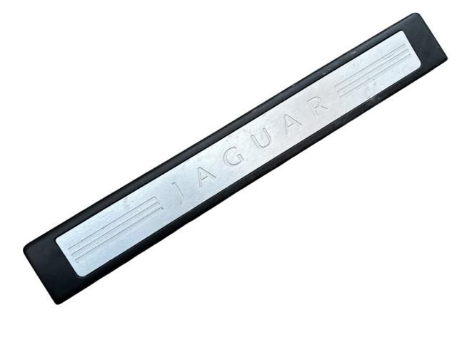 bontott JAGUAR XF Jobb első Belső Küszöb Burkolat