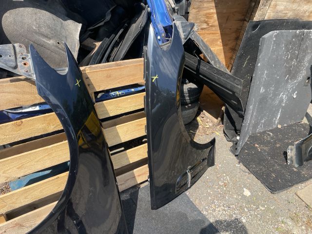 bontott JAGUAR XF Jobb első Sárvédő