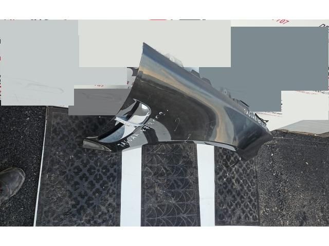 bontott JAGUAR XF Jobb első Sárvédő