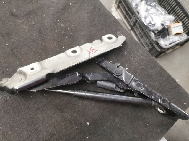 bontott JAGUAR XF Jobb hátsó Zsanér