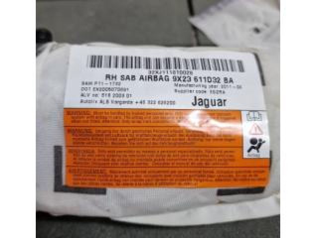 bontott JAGUAR XF Jobb Oldallégzsák