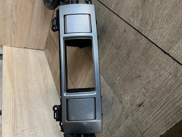 bontott JAGUAR XF Középső Szellőző