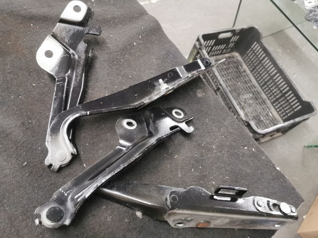 bontott JAGUAR XF Motorháztető Zsanér Pár