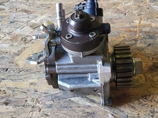 bontott JAGUAR XJ Nagynyomású Szivattyú