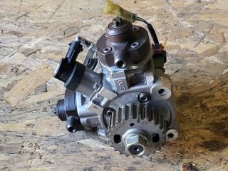 bontott JAGUAR XJ Nagynyomású Szivattyú