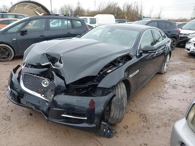 bontott JAGUAR XJ Bal Küszöb