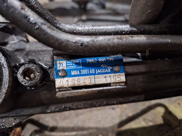 bontott JAGUAR XJ Kormánymű Szervós