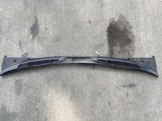 bontott JAGUAR XJ Levélrács