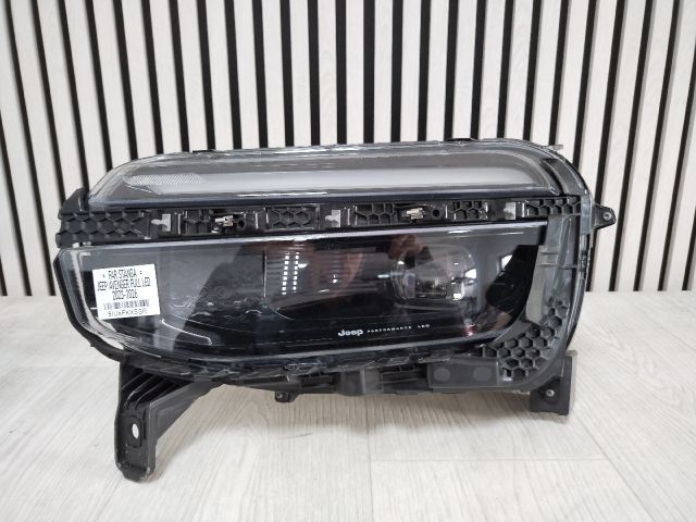 bontott JEEP AVENGER Bal Fényszóró