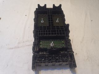 bontott JEEP CHEROKEE Biztosítéktábla Motortér