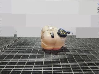 bontott JEEP CHEROKEE Kiegyenlítő Tartály