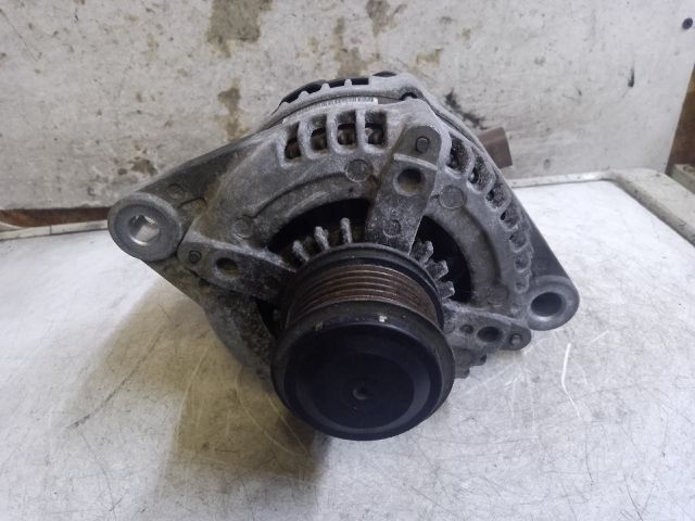 bontott JEEP CHEROKEE Generátor