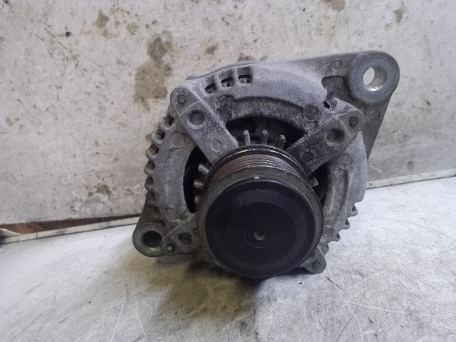 bontott JEEP CHEROKEE Generátor