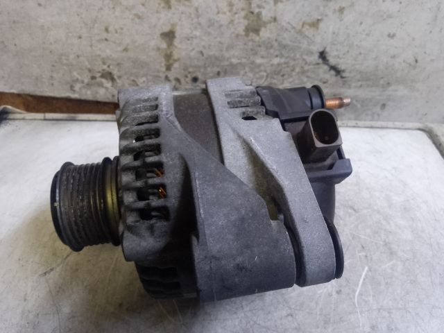 bontott JEEP CHEROKEE Generátor