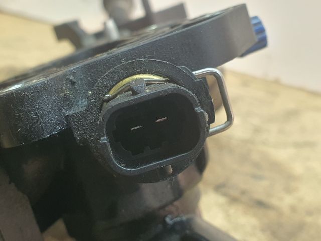 bontott JEEP CHEROKEE Termosztátház Csővel