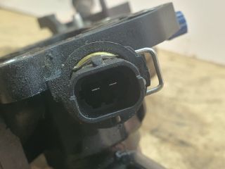 bontott JEEP CHEROKEE Termosztátház Csővel