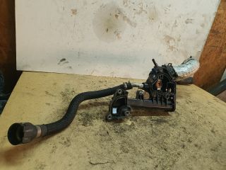 bontott JEEP CHEROKEE Termosztátház Csővel