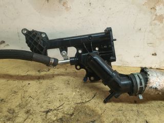 bontott JEEP CHEROKEE Termosztátház Csővel