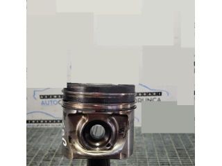 bontott JEEP CHEROKEE Dugattyú