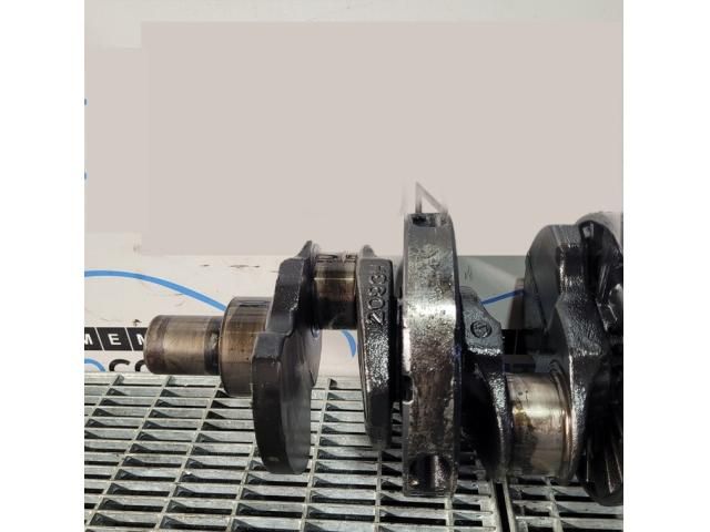 bontott JEEP CHEROKEE Főtengely (Magában)