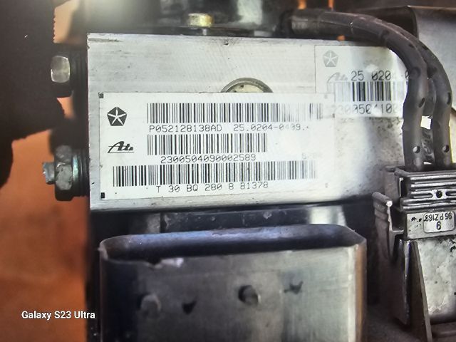 bontott JEEP CHEROKEE ABS Kocka