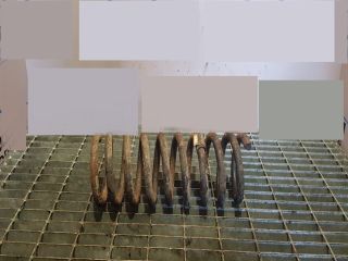 bontott JEEP CHEROKEE Első Rugó