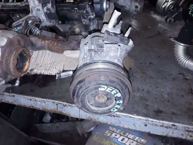 bontott JEEP CHEROKEE Klímakompresszor