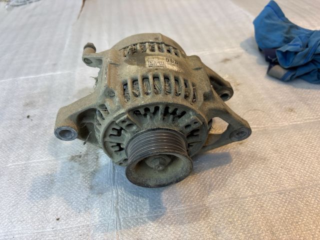 bontott JEEP CHEROKEE Generátor