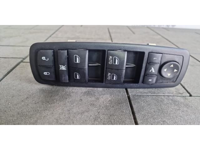 bontott JEEP CHEROKEE Ablakemelő Kapcsoló Négyes / Kettes