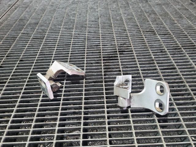 bontott JEEP CHEROKEE Ajtó Zsanér (Pozíciófüggetlen)