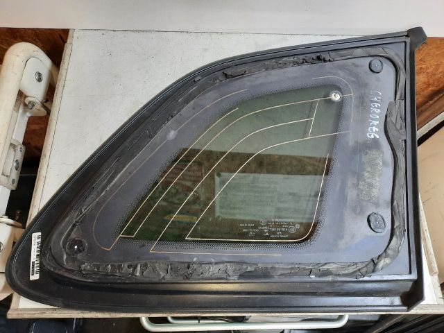 bontott JEEP CHEROKEE Bal C Oszlop Oldalablak Üveg