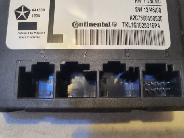 bontott JEEP CHEROKEE Bal első Ajtó Vezérlőegység