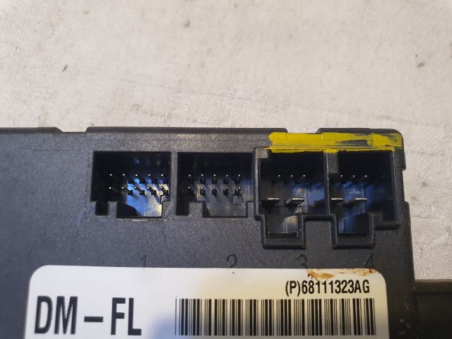 bontott JEEP CHEROKEE Bal első Ajtó Vezérlőegység