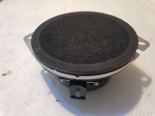 bontott JEEP CHEROKEE Bal első Hangszóró