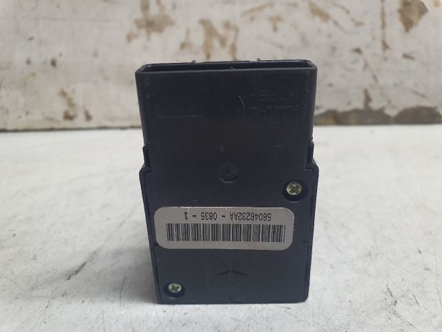 bontott JEEP CHEROKEE Bal első Ülésállító Kapcsoló