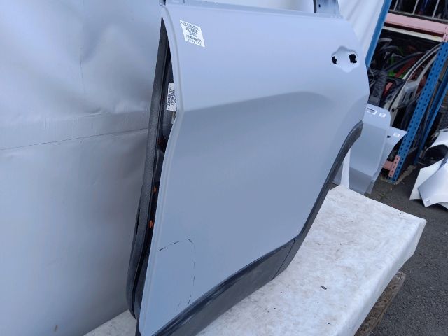 bontott JEEP CHEROKEE Bal hátsó Ajtó (Üres lemez)