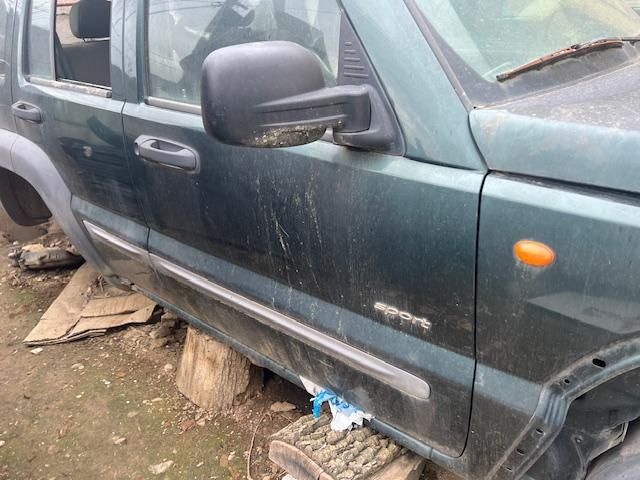 bontott JEEP CHEROKEE Bal hátsó Ajtó (Üres lemez)