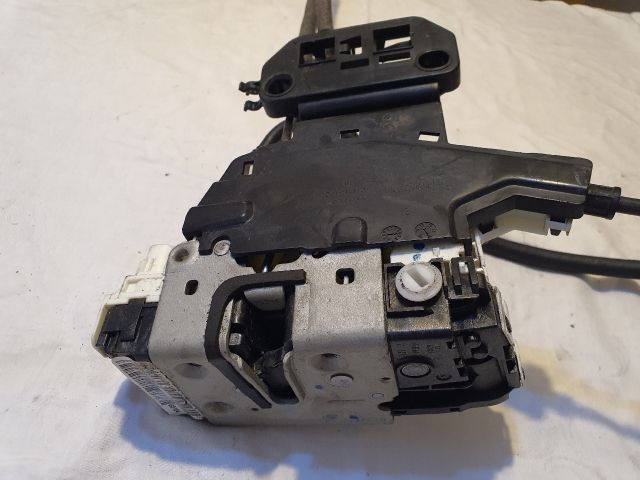 bontott JEEP CHEROKEE Bal hátsó Ajtózár