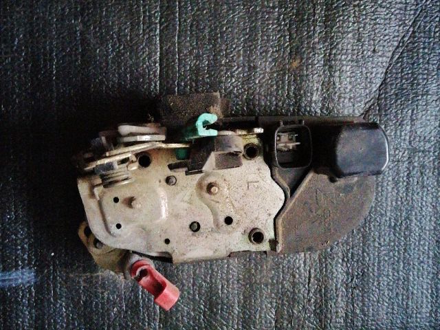 bontott JEEP CHEROKEE Bal hátsó Ajtózár