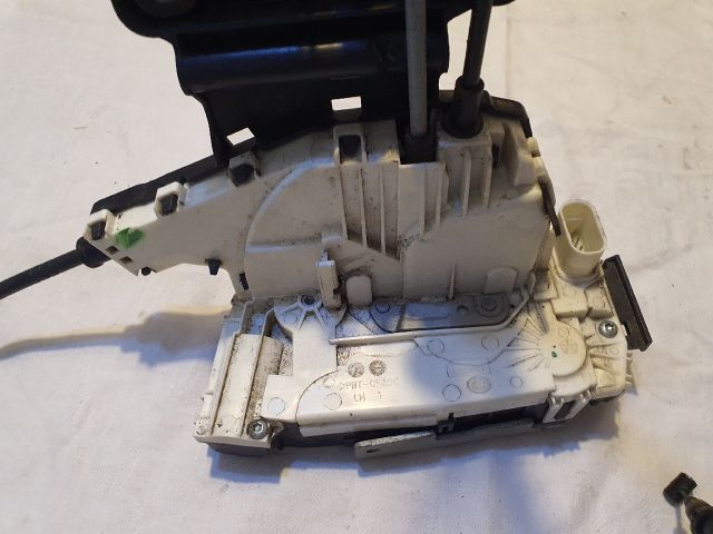 bontott JEEP CHEROKEE Bal hátsó Ajtózár