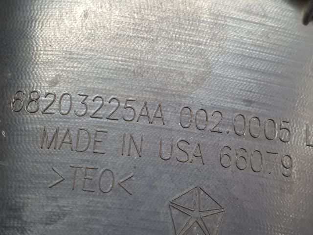 bontott JEEP CHEROKEE Bal Ködlámpa Rács