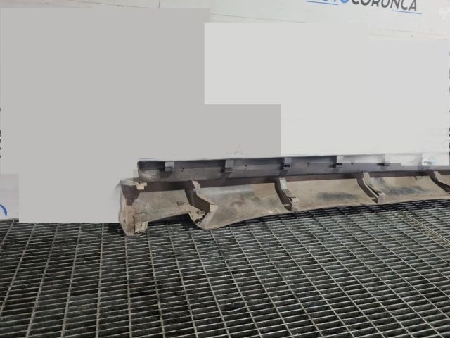 bontott JEEP CHEROKEE Bal Küszöb