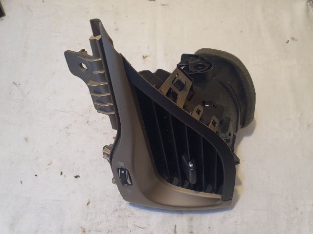 bontott JEEP CHEROKEE Bal Szellőző