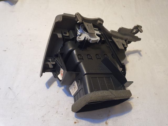 bontott JEEP CHEROKEE Bal Szellőző