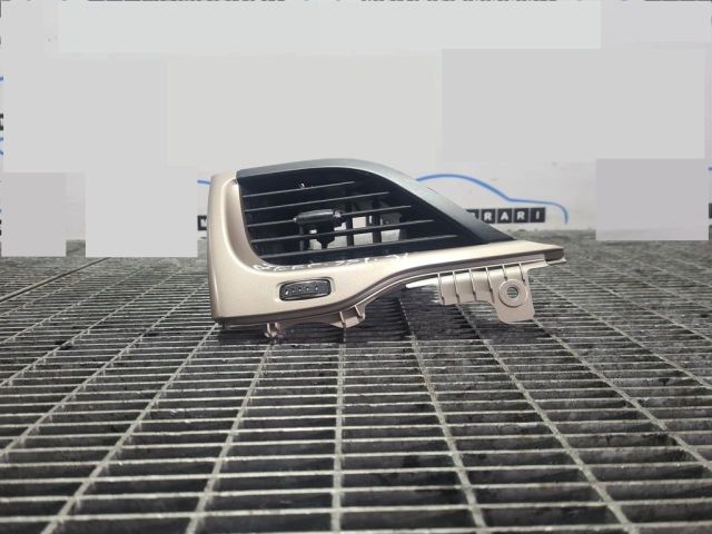 bontott JEEP CHEROKEE Bal Szellőző