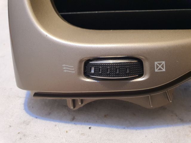 bontott JEEP CHEROKEE Bal Szellőző