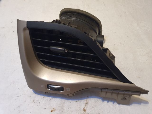 bontott JEEP CHEROKEE Bal Szellőző