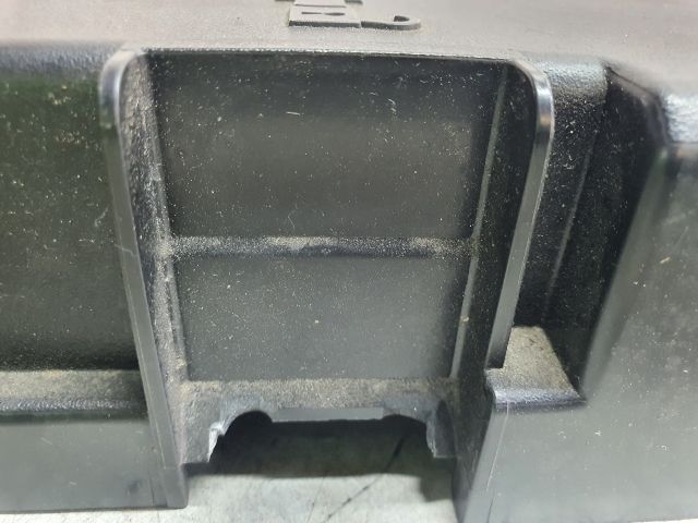 bontott JEEP CHEROKEE Biztosítéktábla Fedél