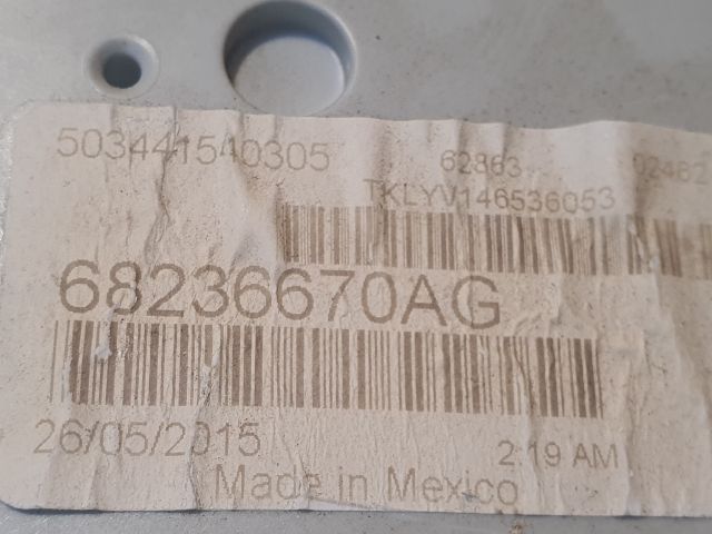 bontott JEEP CHEROKEE Biztosítéktábla Utastér